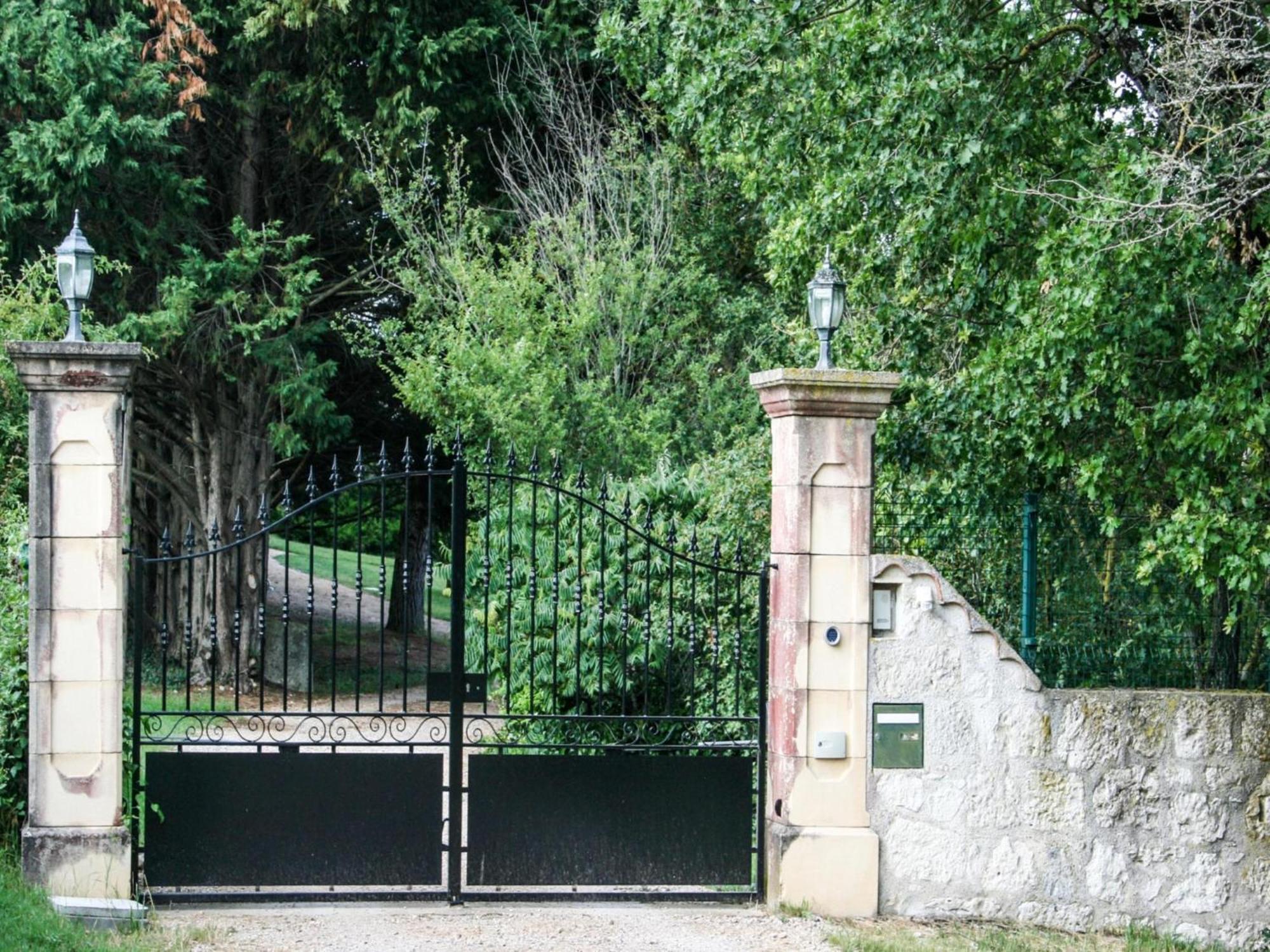 Gites De Saint Maurin Exterior foto